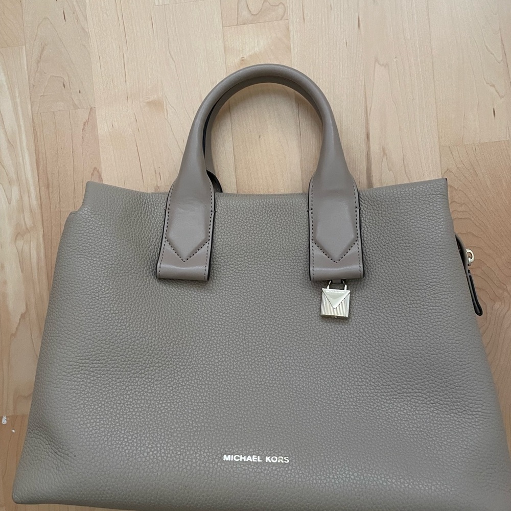 Michael Kors Tote